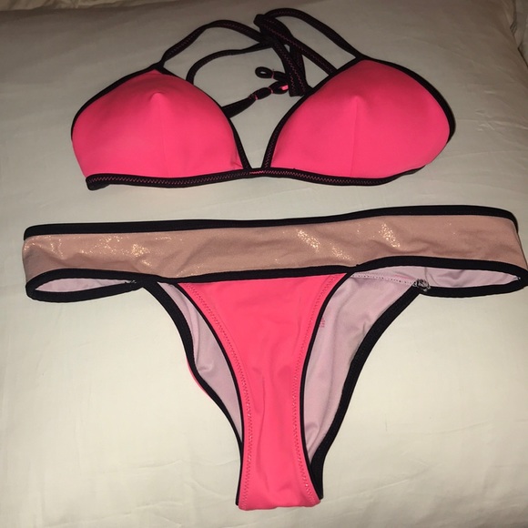 Victoria’s Secret The Teeny Triangle bikini - Picture 4 of 6